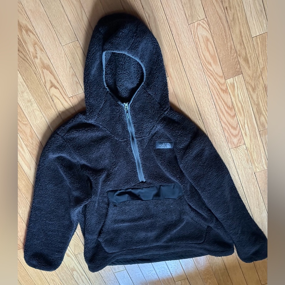 The North Face Charcoal Fleece Jacket - Picture 3 of 13